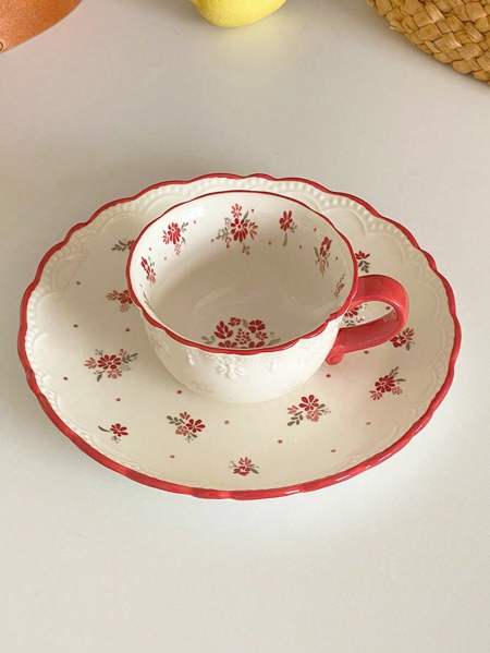 كوب سيراميك مع صحن زهور حمراء مزخرف من شي ان